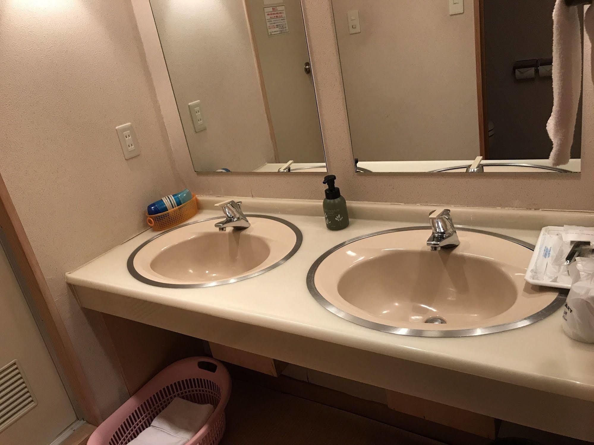 Hotel Heart Inn Hakodate Bagian luar foto