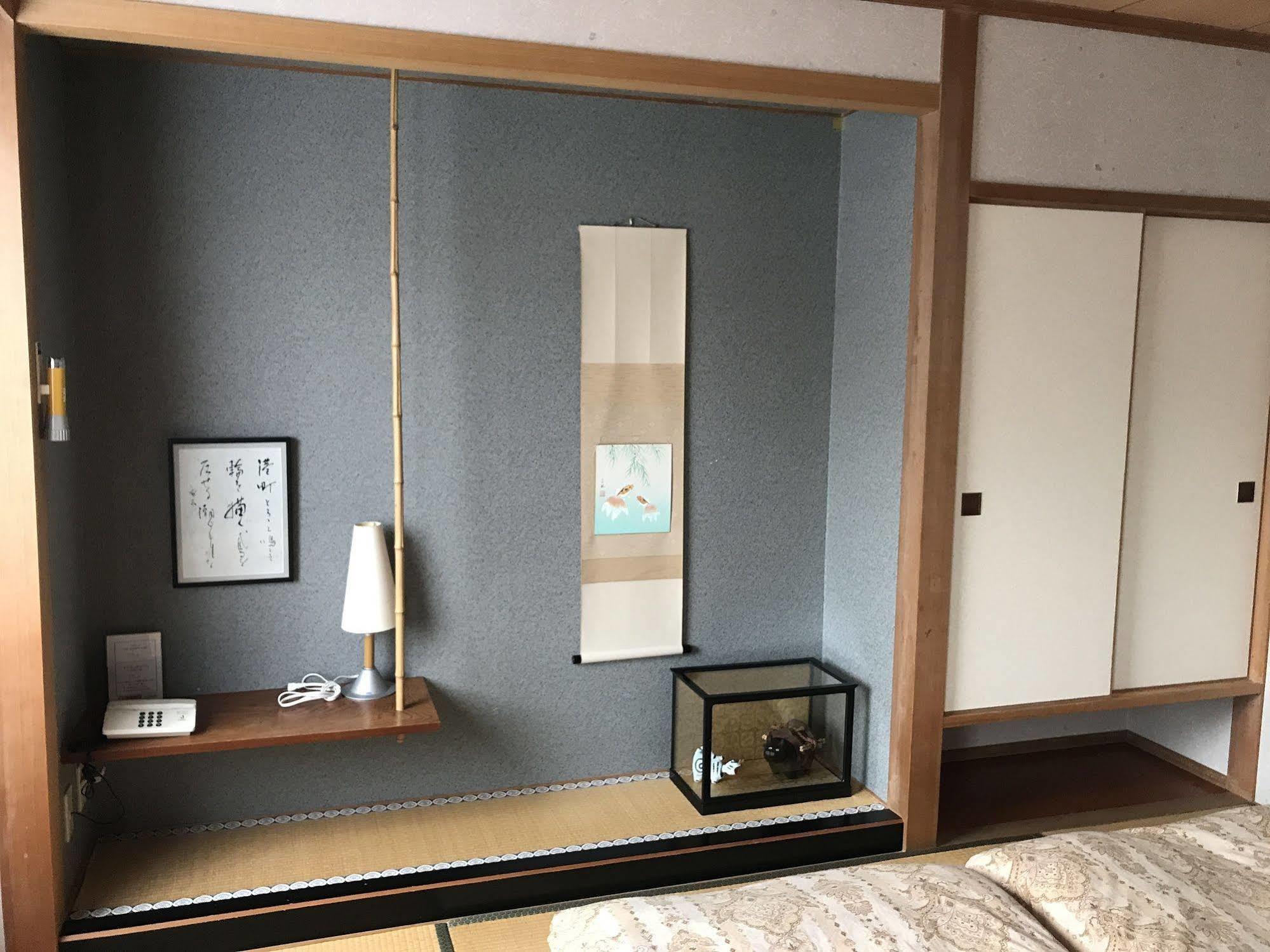 Hotel Heart Inn Hakodate Bagian luar foto