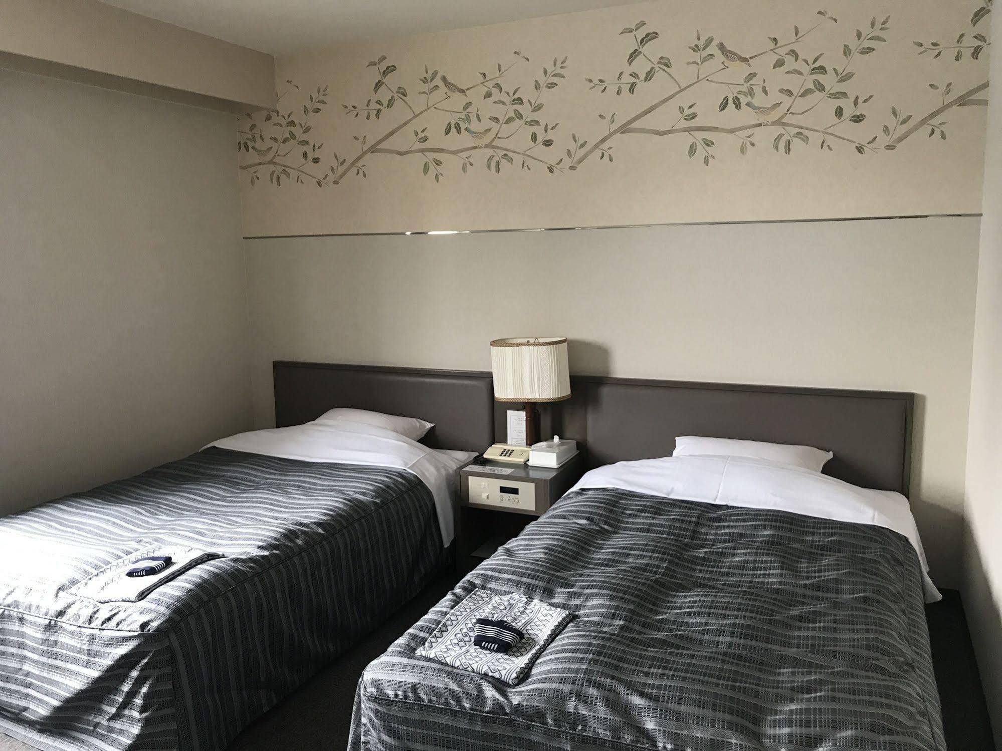 Hotel Heart Inn Hakodate Bagian luar foto